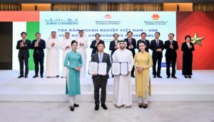 Emirates signs strategic MoUs with Vietnam Airlines, VietJet