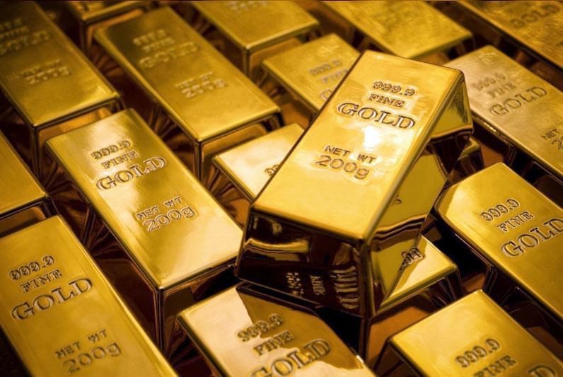 Gold Prices Dip as Investors Book Gains Across Precious Metals