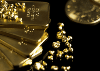 Gold Climbs 1.2% Amid Decline in the Dollar