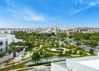 Jubail Island showcases its advanced rainwater management system, where integrated retention ponds capture runoff to support groundwater recharge, preserve mangroves, and enhance the community’s nature-led lifestyle