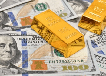Gold Gains 0.7% Amid Dollar Weakness