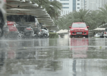 Heavy Rainfall and Thunderstorms Hit the UAE, Disrupting Several Emirates and Major Cities