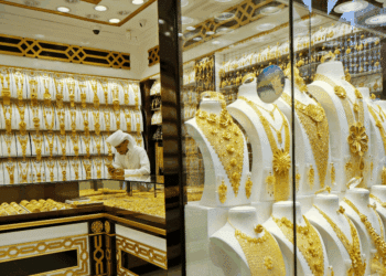 Safe Haven or Speculative Peak? Gold and Silver Outlook Amidst Conflict