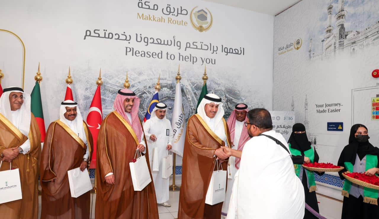 Minister of Transport and Logistics Services and Saudia Group Director General welcome first arriving pilgrims in Jeddah