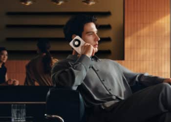 The HUAWEI Mate 80 Pro delivers uncompromising imaging performance, built on a versatile triple-camera system designed for precision and flexibility.