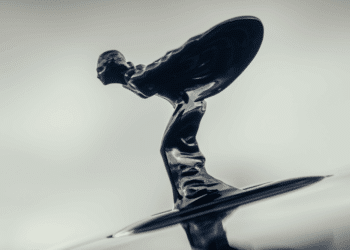 ROLLS-ROYCE CELEBRATES 10TH ANNIVERSARY OF BLACK BADGE: THE TRANSFORMATIVE ALTER EGO