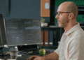 The Micro-Multinational: How Solo Entrepreneurs Are Scaling Global in 2026