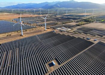 EU Plans to Invest Up to €25 Billion in Renewable Energy and Clean Technology by 2035