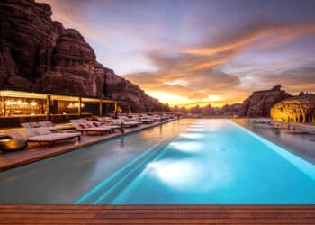 AlUla Welcomes Summer Travellers with 18 Weekly Flights and Exclusive Hotel Offers